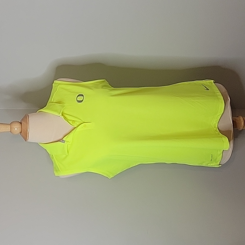 Nike DRI FIT golf collared tank top with emblem womens size L